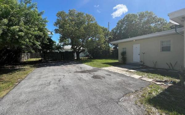 Riviera Beach No HOA, 182 W 34th St, Riviera Beach, Florida 33404, image 3