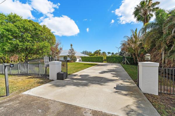 Palm Beach Country Estates, 16434 75th Way N, Palm Beach Gardens, Florida 33418, image 1