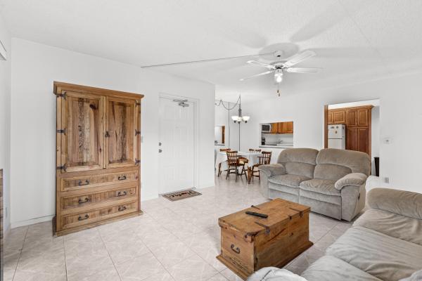 The Palm Club West Village, 3664 Alder Dr #D1, West Palm Beach, Florida 33417, image 3