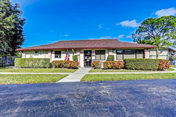 Chasewood North, 6572 Chasewood Dr #F, Jupiter, Florida 33458, image 2
