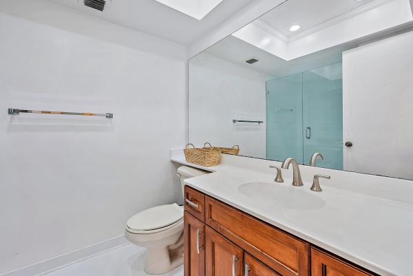 Golf Villas, 407 Brackenwood Ln S, Palm Beach Gardens, Florida 33418, image 1