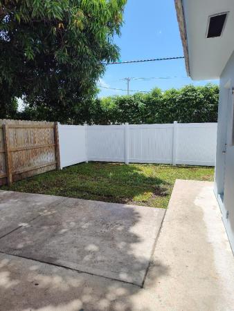 Lighthouse Manor, 2248 NE 37th St, Lighthouse Point, Florida 33064, image 3