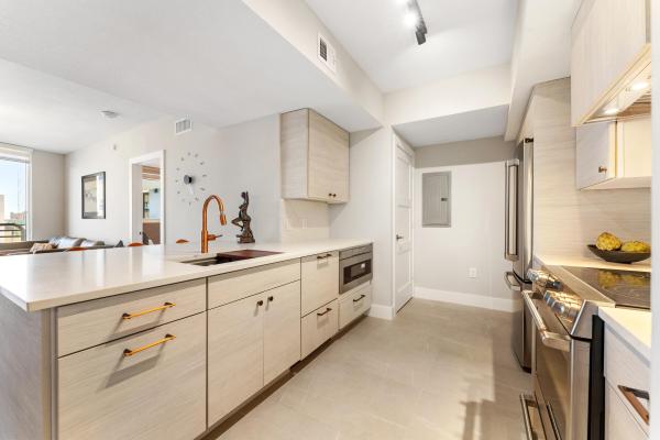 The Slade, 1551 N Flagler Dr #1114, West Palm Beach, Florida 33401, image 2