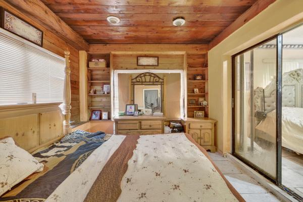 Pine Tree Manor, 9281 Martinique Dr, Cutler Bay, Florida 33189, image 2