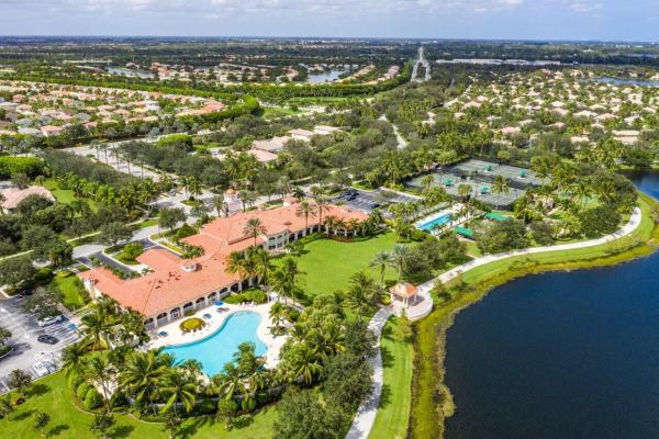 VillageWalk Of Wellington, 8370 Eleuthera Ln, Wellington, Florida 33414, image 3