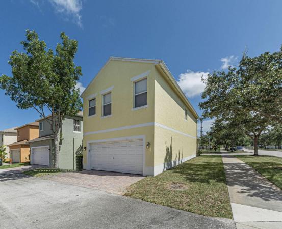 East Lake Village, 2143 SE Se Bell Isle Dr, Port St. Lucie, Florida 34952, image 1