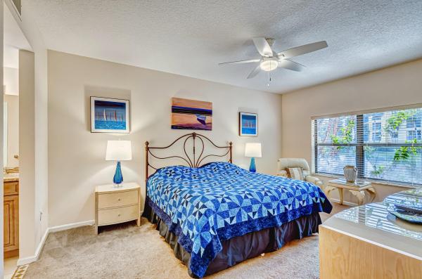 Uno Lago, 200 Uno Lago Dr #105, Juno Beach, Florida 33408, image 2