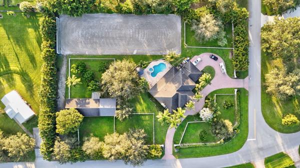 Paddock Park 2 Of Wellington, 14950 Roan Ct, Wellington, Florida 33414, image 2