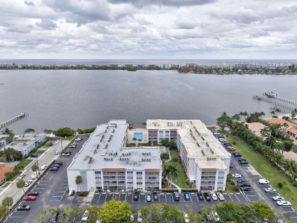 Palm Lake, 1516 S Lakeside Dr #307, Lake Worth Beach, Florida 33460, image 1