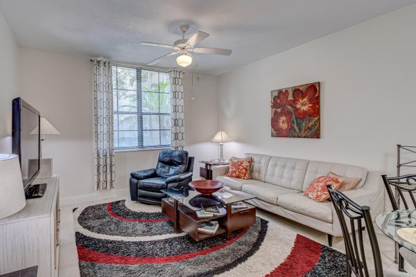 The Courtyards In CityPlace, 630 S Sapodilla Ave #112, West Palm Beach, Florida 33401, image 2