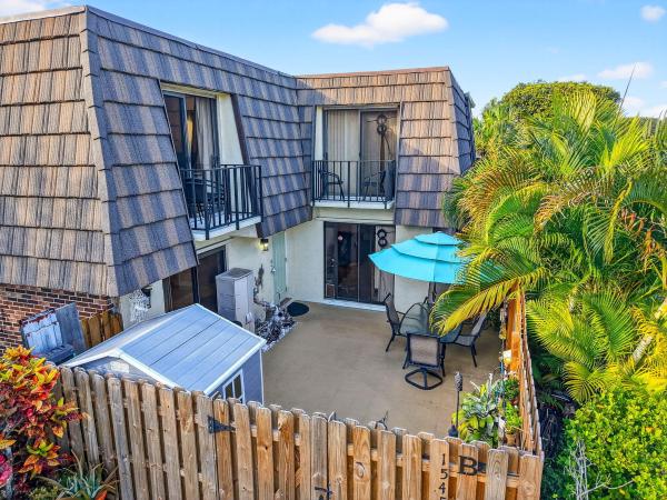 Forest Lakes Townhomes, 1545 W Forest Lakes Cir #B, West Palm Beach, Florida 33406, image 3