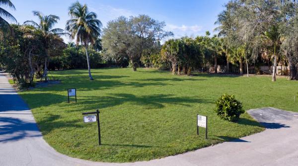 Lake Ida, 1098 Hibiscus Ln, Delray Beach, Florida 33444, image 2