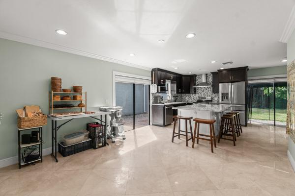 Trends At Boca Raton, 22251 Sands Point Dr, Boca Raton, Florida 33433, image 2