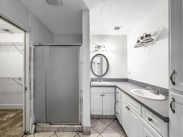 Colonial Estates, 501 Pilgrim Rd, West Palm Beach, Florida 33405, image 2