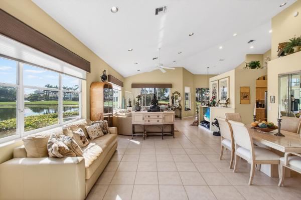 Ashford Green At Aberdeen, 6862 Swansea Ln, Boynton Beach, Florida 33472, image 1