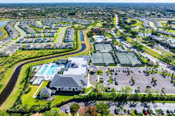 Palm Greens At Villa Del Ray, 13921 Royal Palm Ct #B, Delray Beach, Florida 33484, image 3