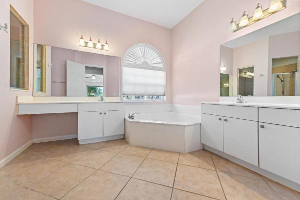 Vernon Heights, 1791 Pierce Dr, Lake Worth Beach, Florida 33460, image 2
