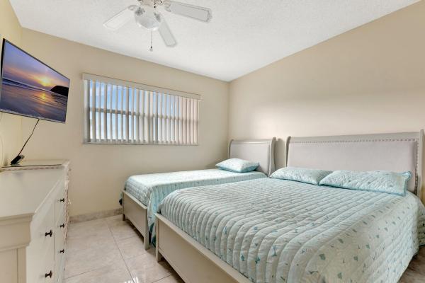 Hampton Gardens, 806 SE 7th St #201, Deerfield Beach, Florida 33441, image 3