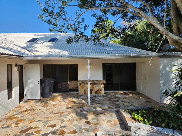 Sugar Pond Manor, 13964 Morning Glory Dr, Wellington, Florida 33414, image 1