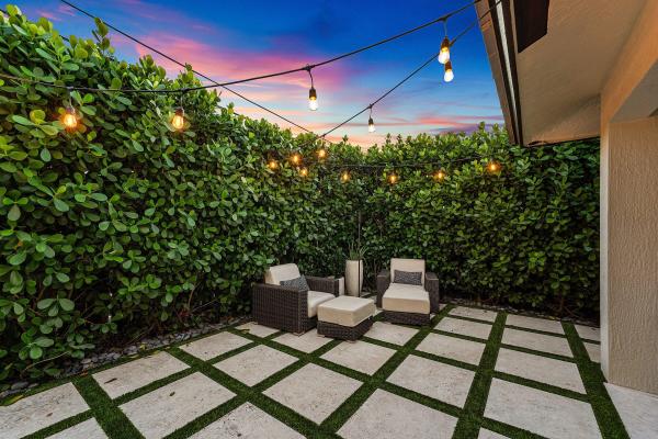 Dell Park, 248 NE 9th St, Delray Beach, Florida 33444, image 1