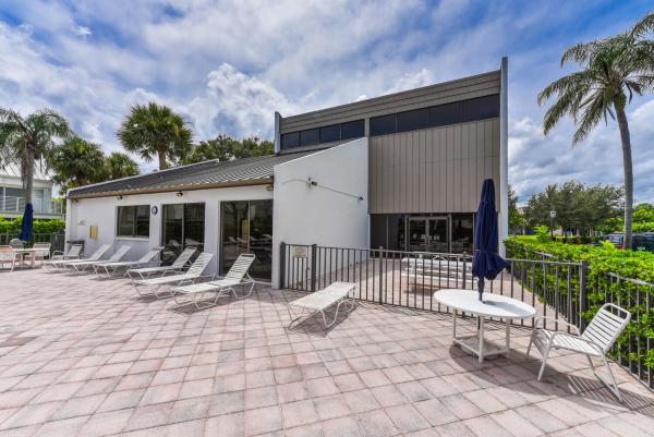 Poolside Villas At Jupiter Ocean & Racquet Club, 1605 S Us Highway 1, Jupiter, Florida 33477, image 2
