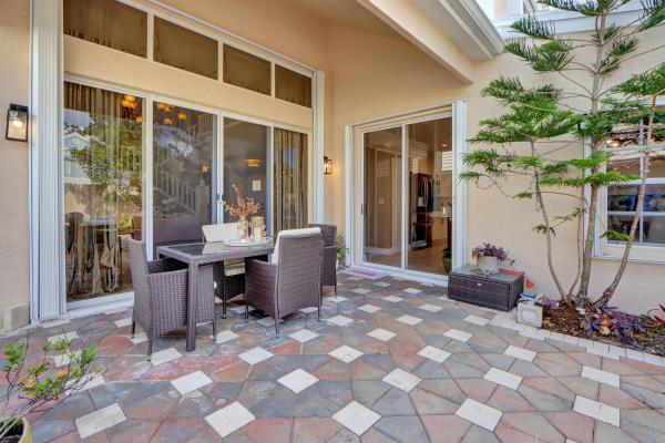 Barclay Club, 12 Brighton Ct, Palm Beach Gardens, Florida 33418, image 1