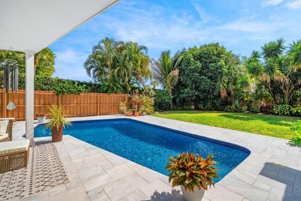 Place Au Soleil, 830 Tangerine Way, Gulf Stream, Florida 33483, image 1