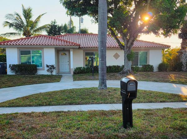 Greenbrier, 2966 Via Vellaria, Lake Worth, Florida 33461, image 1