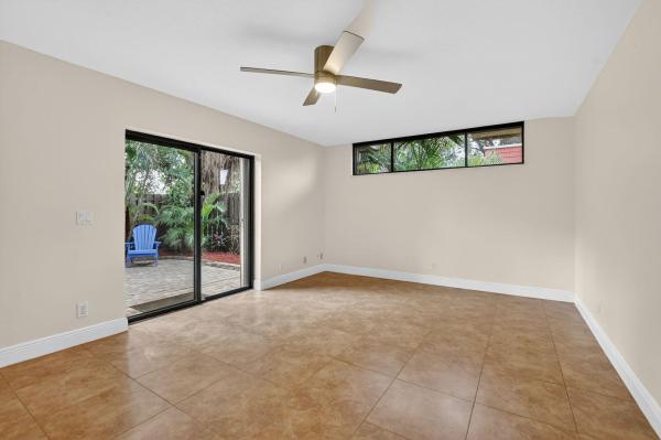 Banyan Lake, 22958 Oxford Pl #D, Boca Raton, Florida 33433, image 1