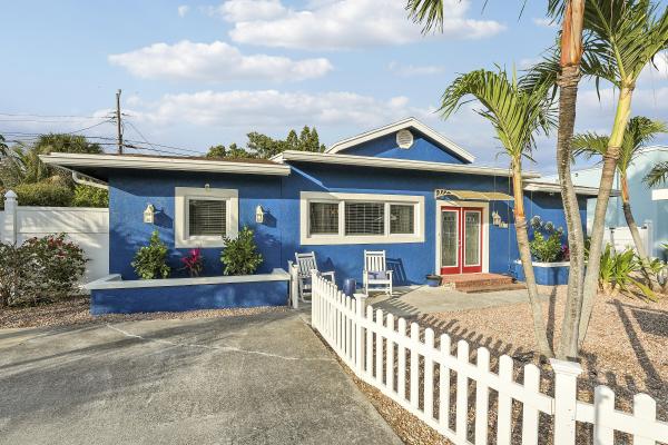 Juno Ridge, 1827 Len Dr, North Palm Beach, Florida 33408, image 2