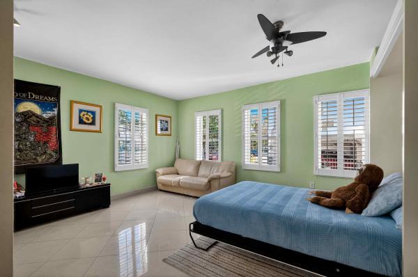 The Lexington Euclid, 802 Euclid Ave #104, Miami Beach, Florida 33139, image 2