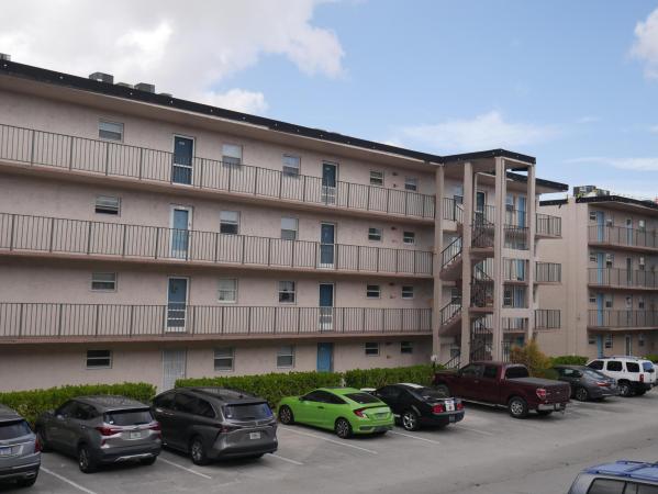 Lakeside Village, 721 Lori Dr #208, Palm Springs, Florida 33461, image 1