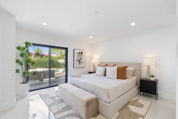 Homewood, 333 Alhambra Pl, West Palm Beach, Florida 33405, image 1