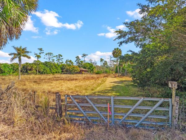 Loxahatchee Groves Residential, 1814 A Rd, Loxahatchee Groves, Florida 33470, image 1
