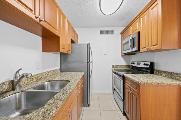 Eden Place, 639 Executive Center Dr #O-105, West Palm Beach, Florida 33401, image 2