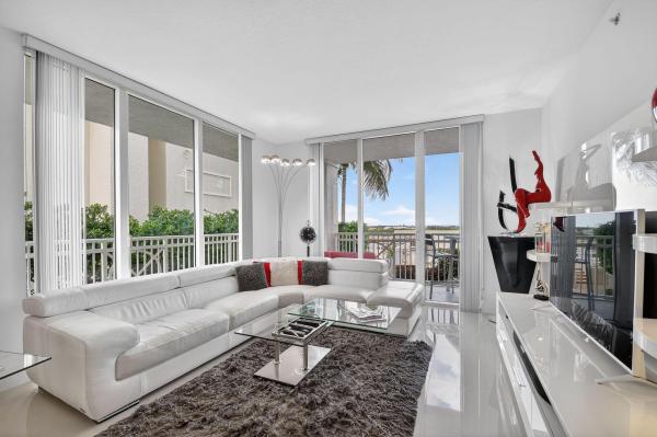 Casa Costa, 350 N Federal Hwy #605, Boynton Beach, Florida 33435, image 2
