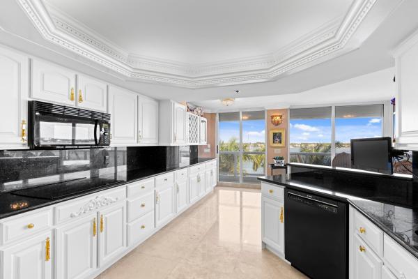 Villa Lofts & Villa Del Lago, 1617 N Flagler Dr #6A, West Palm Beach, Florida 33407, image 3