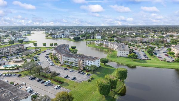 1037 Guildford C, Boca Raton, Florida 33434, image 2
