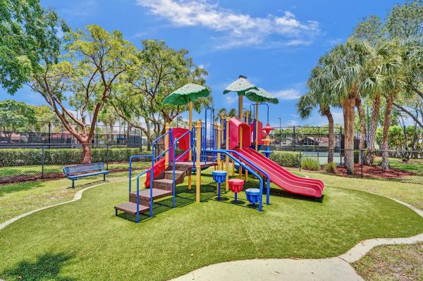 6171 Shadow Tree Ln, Lake Worth, Florida 33463, image 1