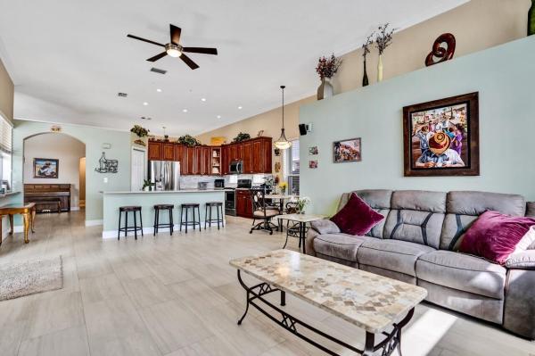 Shadow Creek Village, 6171 Shadow Tree Ln, Lake Worth, Florida 33463, image 2