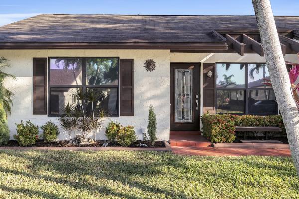 Buttonwood, 6119 Lakemont Cir, Greenacres, Florida 33463, image 1