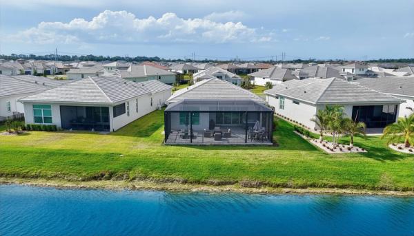 8515 SW Cantante Way, Port St. Lucie, Florida 34987, image 3