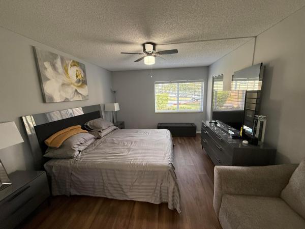 Pine Ridge 3, 301 Pine Ridge Cir #B-1, Greenacres, Florida 33463, image 2