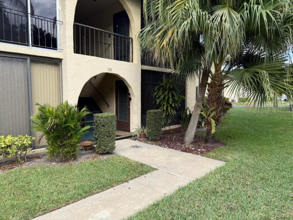 Pine Ridge 3, 301 Pine Ridge Cir #B-1, Greenacres, Florida 33463, image 1