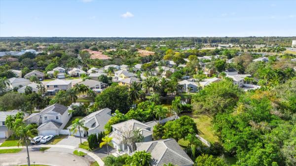 Lauren's Turn, 5363 NW 53rd St, Coconut Creek, Florida 33073, image 2