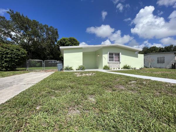 River Park, 285 SE Abeto Ln, Port St. Lucie, Florida 34983, image 3