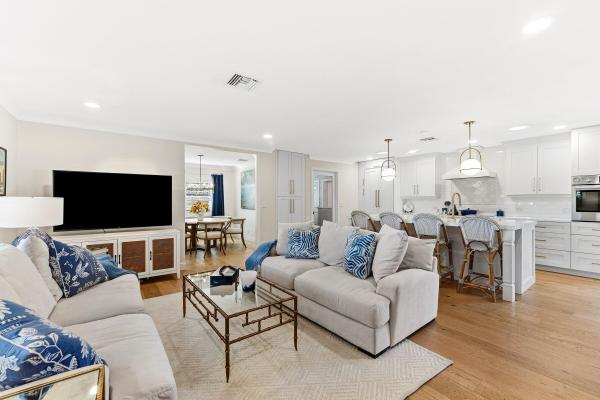 Country Club, 541 Lighthouse Dr, North Palm Beach, Florida 33408, image 2