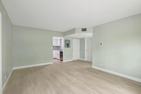 1538 SE Royal Green Cir #102, Port St. Lucie, Florida 34952, image 2