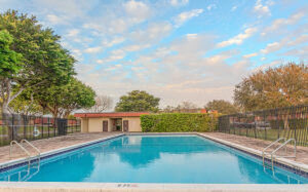 Somerset, 3785 Victoria Dr, West Palm Beach, Florida 33406, image 1