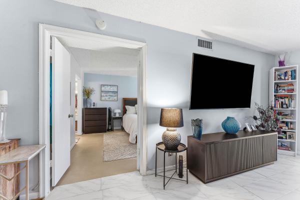 Lakeside Of Banyan Springs, 10155 Mangrove Dr #204, Boynton Beach, Florida 33437, image 3